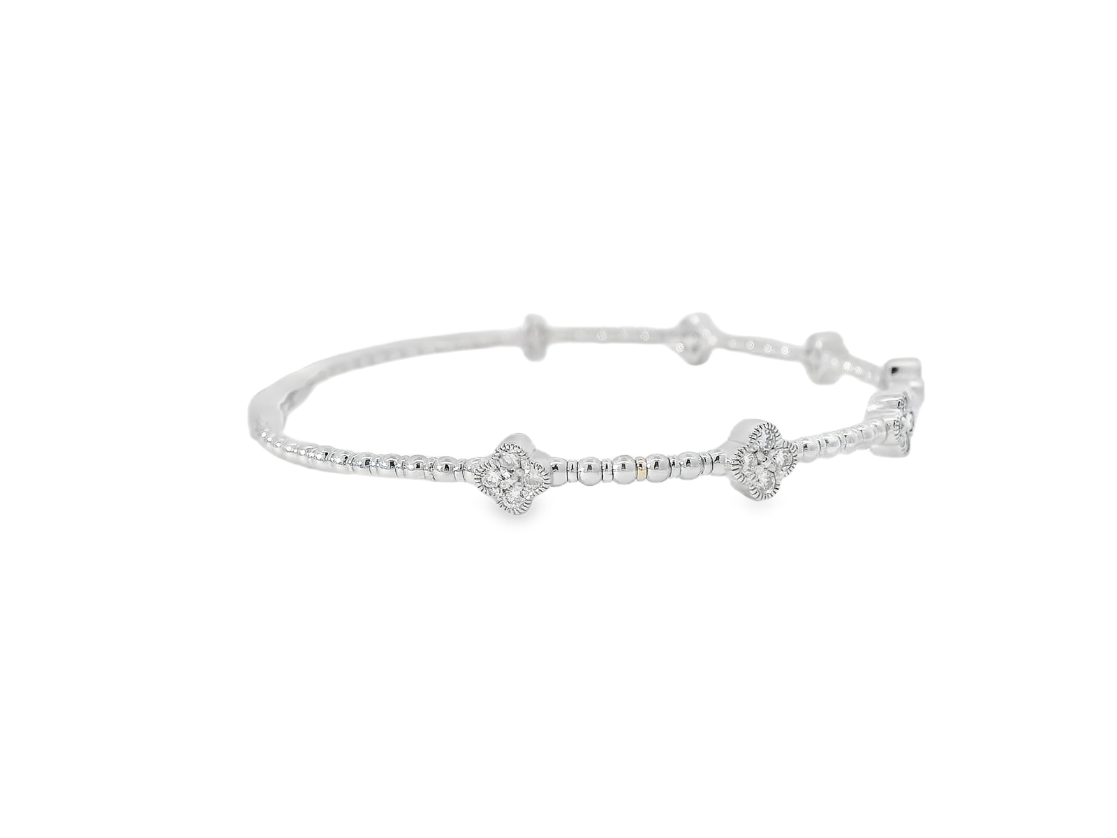 Greenwich Bazzar 18kt White Gold Diamond Clover Bangle