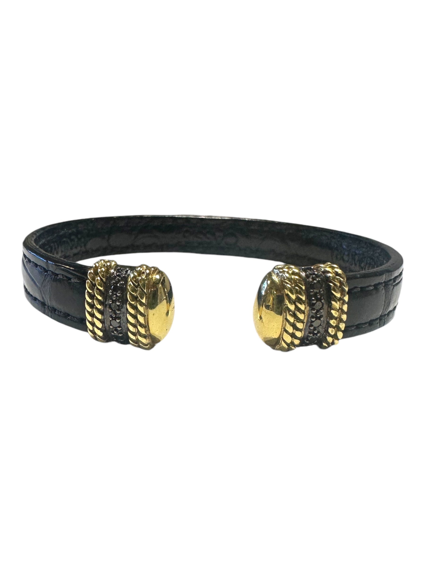 Cassis Yellow Gold Alligator Cuff Bracelet