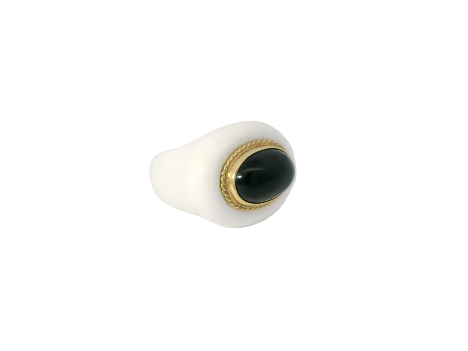 14kt Black Onyx and White Agate Ring