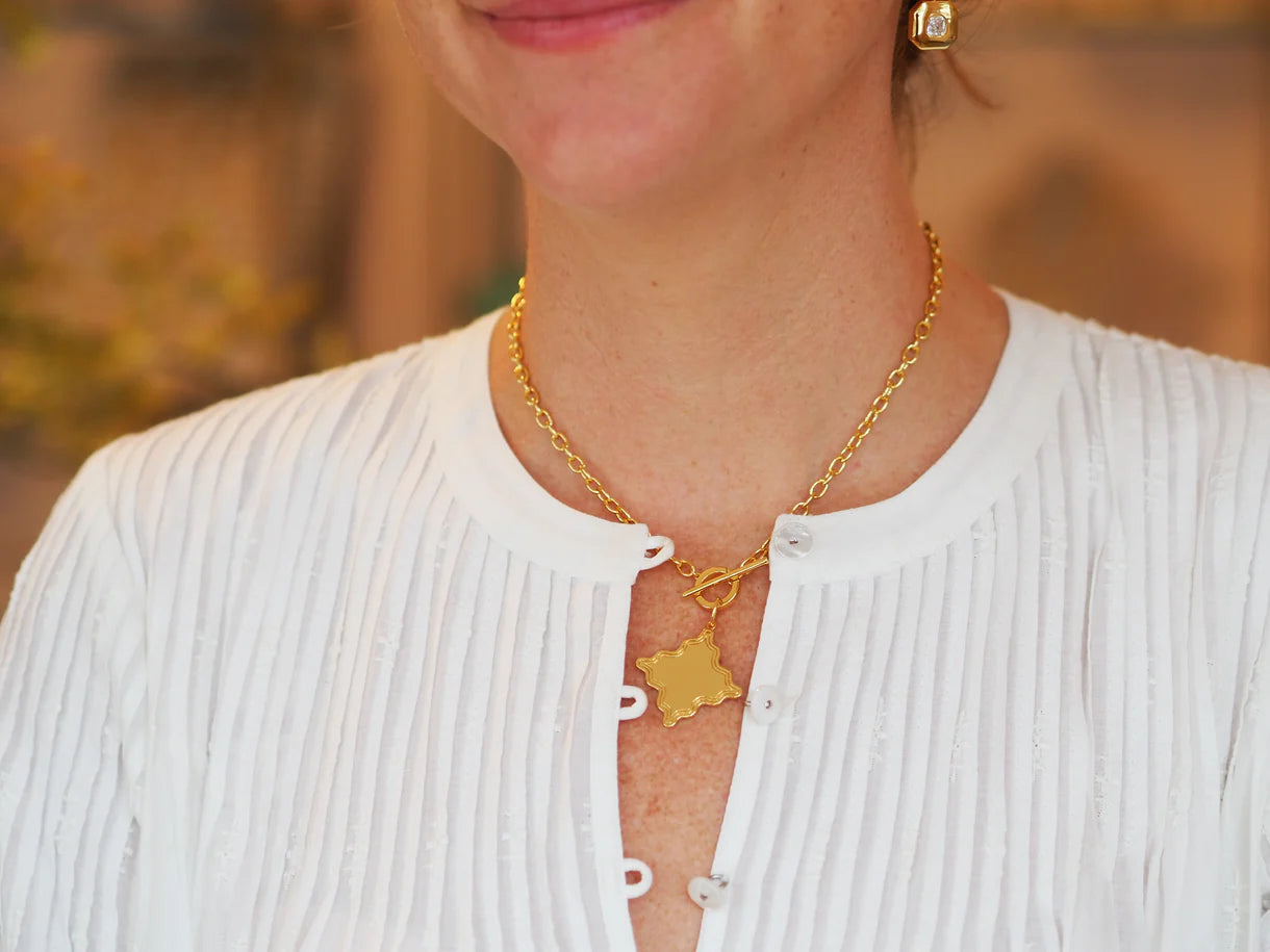 Goldbug Toggle Charm Chain 16 Inches