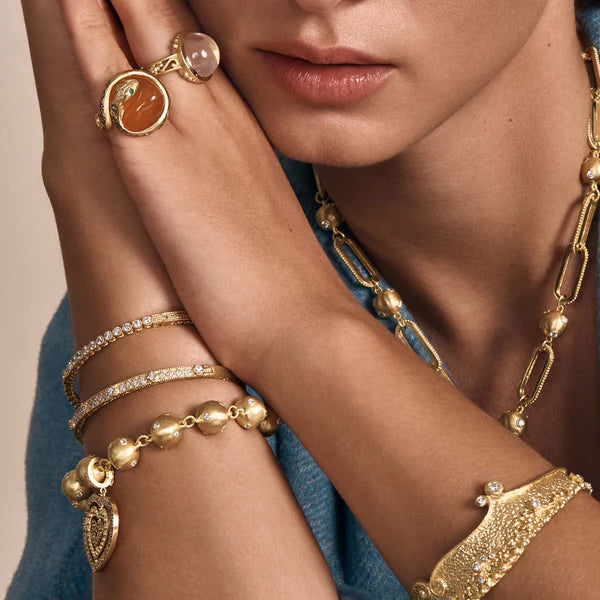 Tanya Farah Modern Etruscan Gold & Diamond Ball Bracelet with Oval Clasp (Approx.
0.65 CTW)