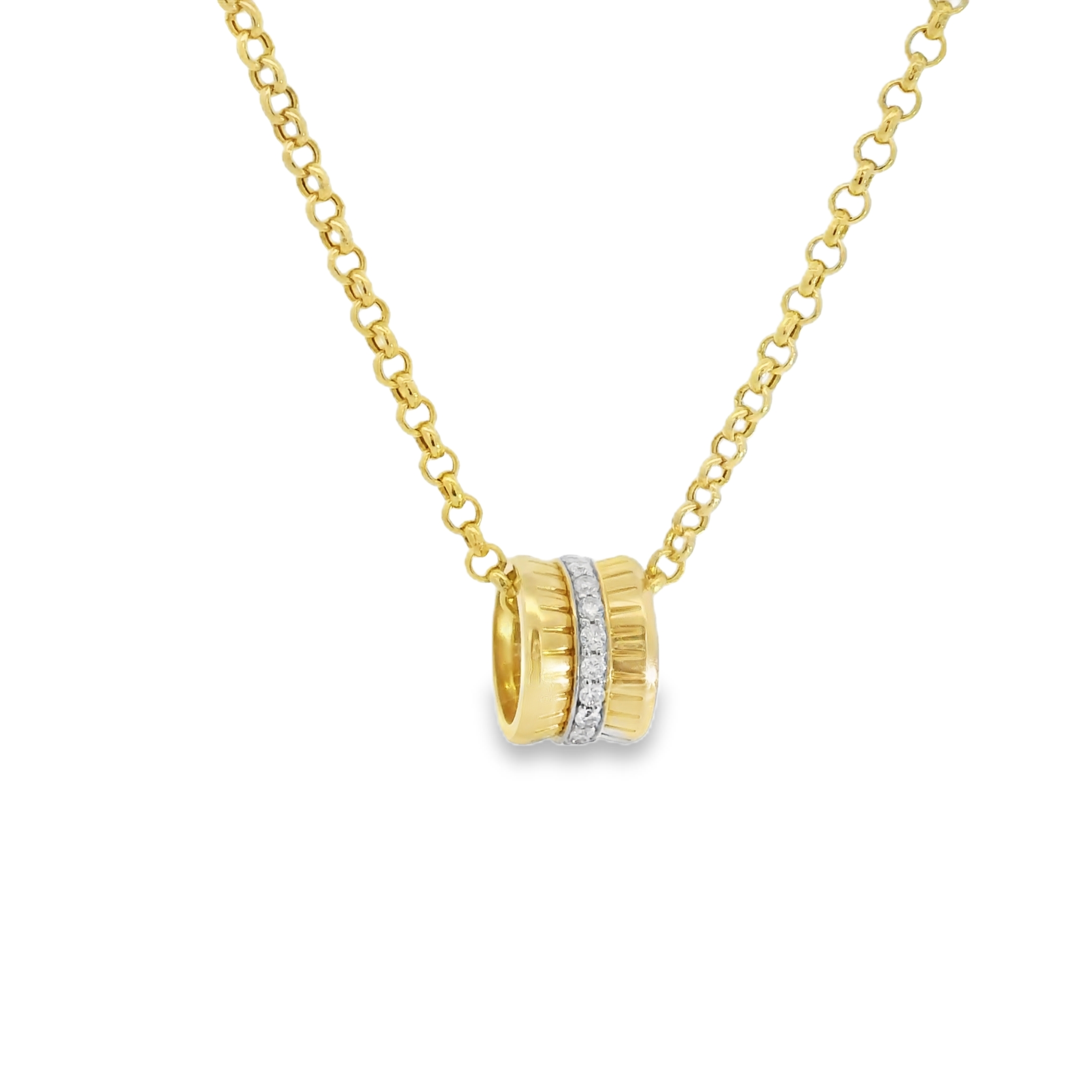 Elegant Gold Pendant Necklace