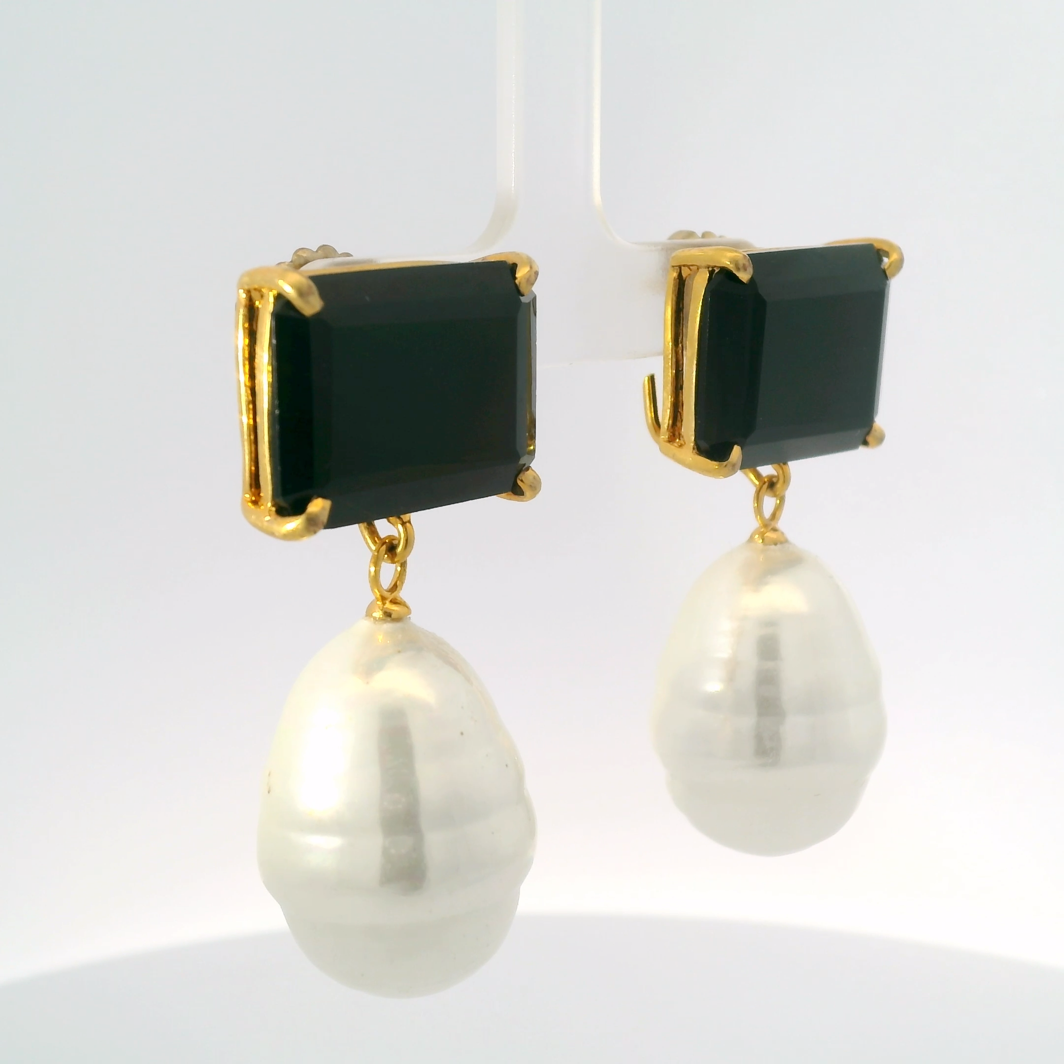 Julie Ryan - Black Onyx with MOP Drop