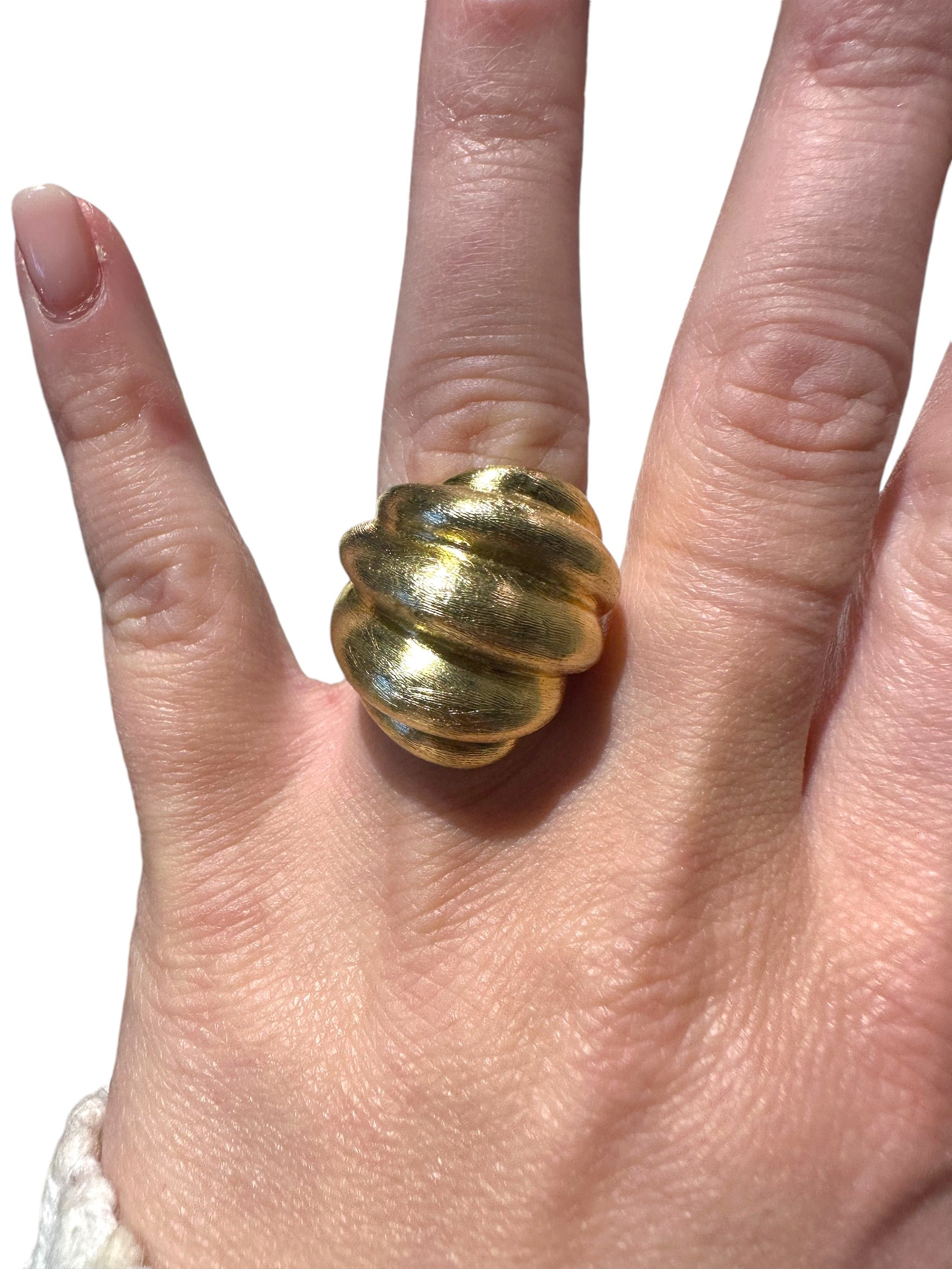 14kt Shell Ring