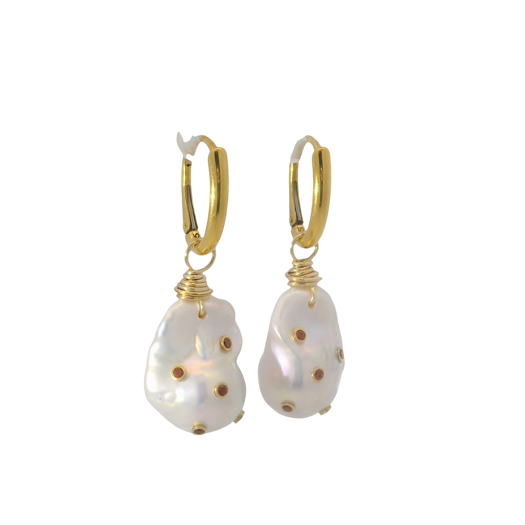 NATNAT RED WIN EARRINGS
